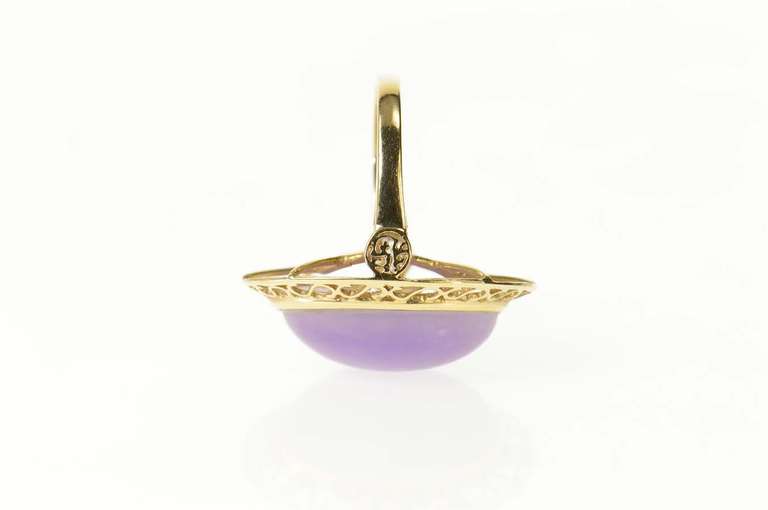 14K Yellow Gold Oval Lilac Jade Cabochon Scroll Filigree Ring