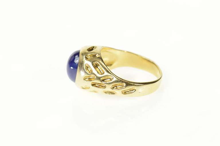 14K Yellow Gold Retro Round Syn. Blue Star Sapphire Ring