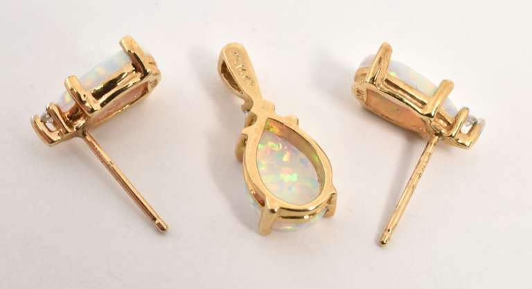 Colorful Opal  Earring and Pendant Suite