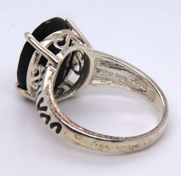 Sterling Silver oval Cut Gemstone Ring