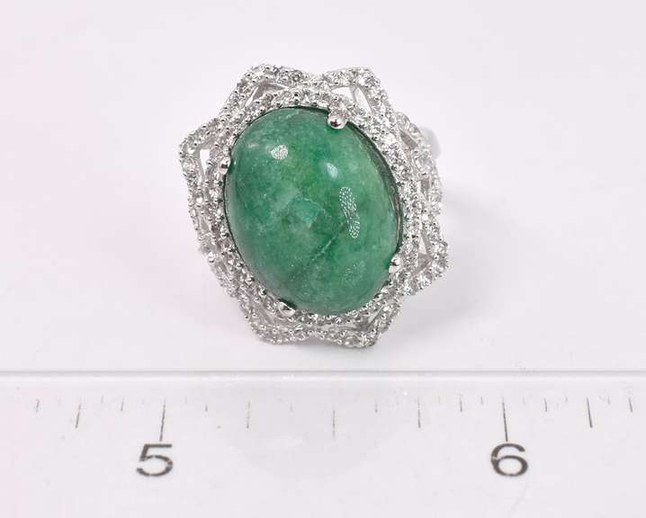 Entrancing approx. 10.25CTS Cabochon-Cut Emerald and White Topaz Ring in Sterling Silver