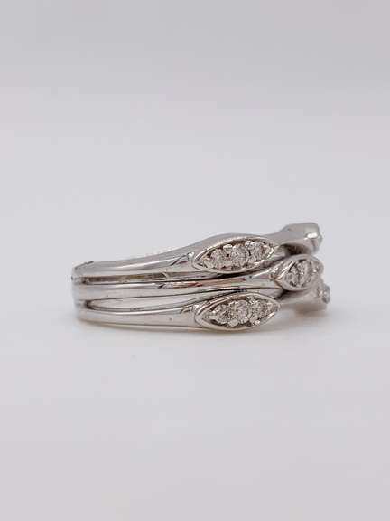 14kt Solid White Gold Diamond Band Ring