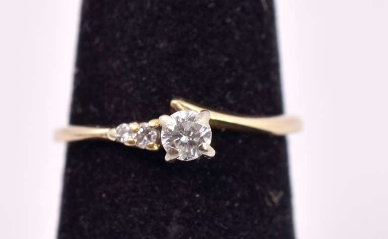 Dainty Diamond Ring in Yellow Gold