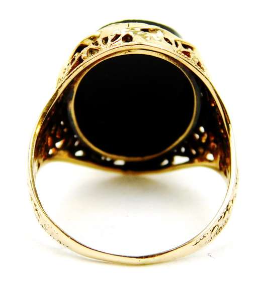 Early 14K Filigree Cameo Ring