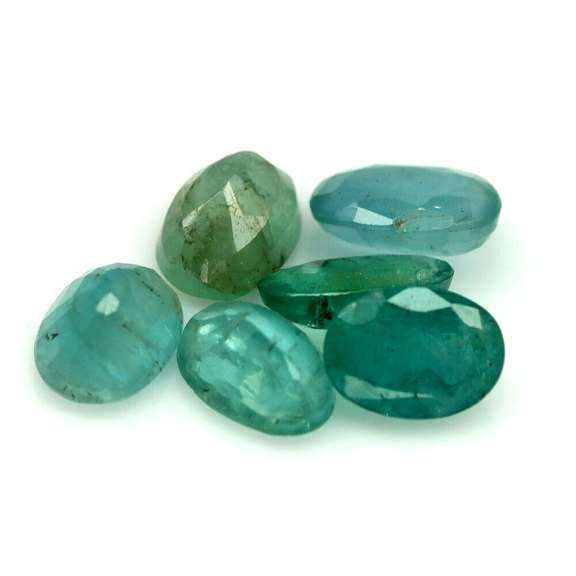 Vibrant 5.19ct 6pc green Emerald set
