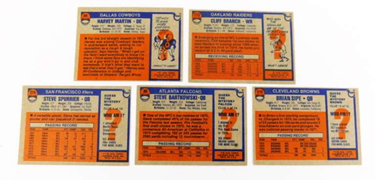 5 Topps 1976 Football Greats Cards