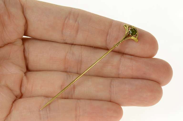 14K Yellow Gold Victorian Peridot Ornate Etched Stick Pin