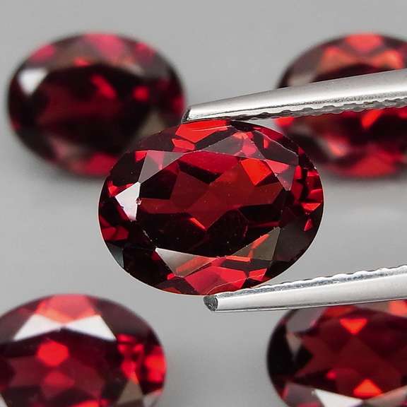 Stunning 10.97ct 5 piece untreated Garnet set