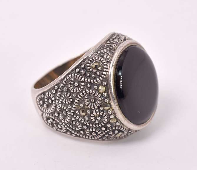 Onyx Ring in Sterling Silver