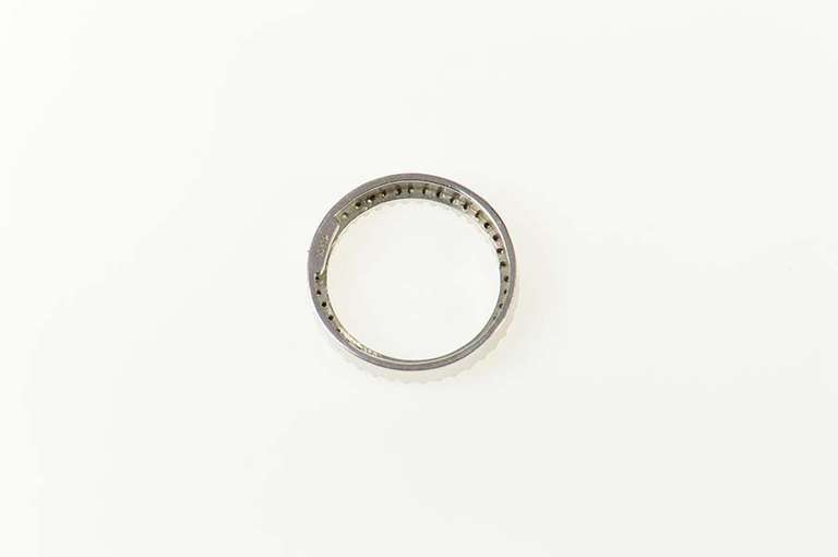 14K White Gold Classic Diamond Circle Round Journey Pendant