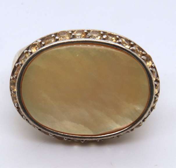Sterling Silver Mother of Pearl Ring