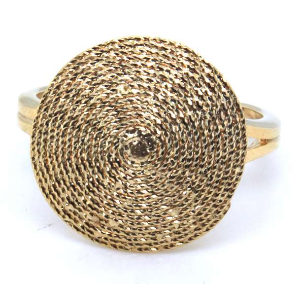 Gorgeous Yellow Gold Diamond Cut Swirl Ring