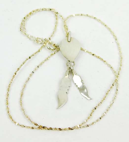 Sterling Navajo Turquoise Bear Claw Necklace