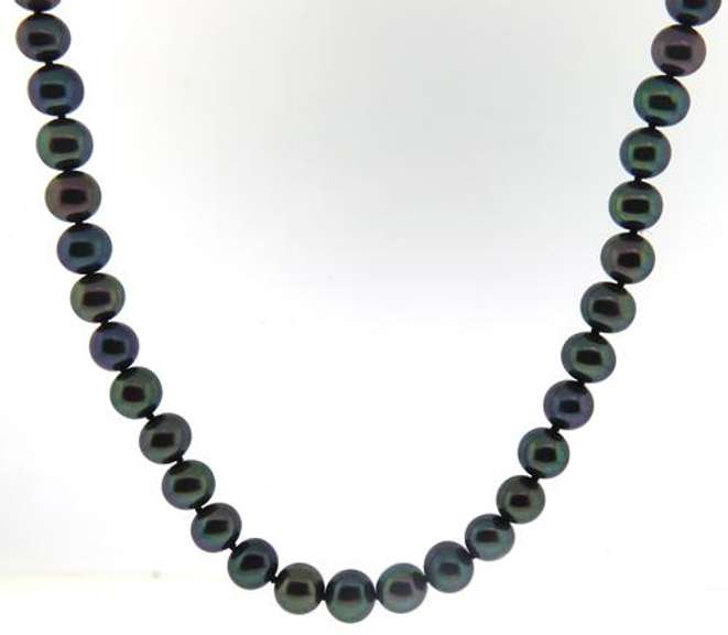 Black Pearl Strand w Toggle Clasp