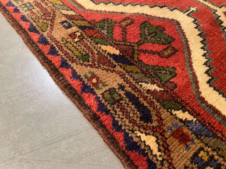 EXQUISITE FINE 9' PERSIAN RUNNER