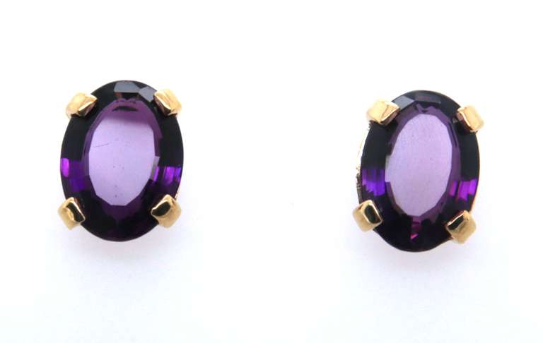 Fantastic Yellow Gold Oval Amethyst Earrings