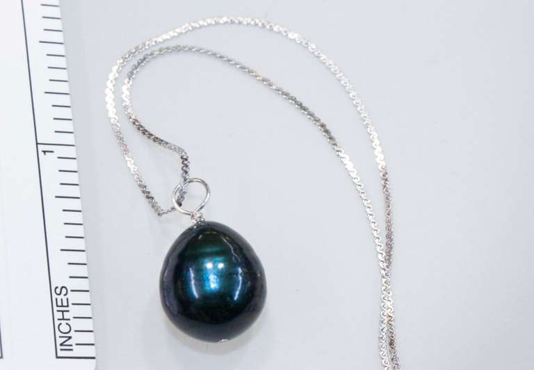 Pretty Pearl Drop