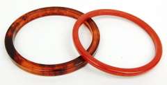 2 Vintage Bakelite Bangle Bracelets