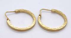 Beautiful Highpolish w Pattern Hoop Earrings