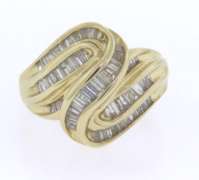 Powerful Diamond Yellow Gold Swirl Ring