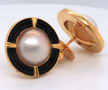 Fantastic 22kt Yellow Gold Black Onyx and Pearl Choker Necklaece w Matching Earrings