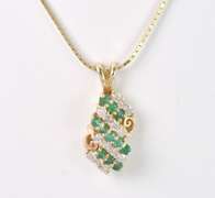 Amazing Diamond and Emerald Pendant Necklace in 14K Yellow Gold