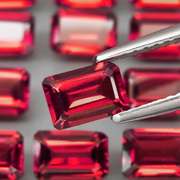 Ravishing wine red 8.61ct untreated Garnet set