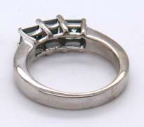 Charming White Gold Ir Green Diamond Ring
