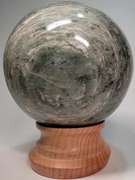 Stunning 2,575ct all natural layered Agate