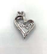 10k white gold diamond heart shaped pendant