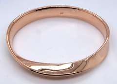 Attractive Rose Gold Twisted Bangle