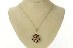 14K Yellow Gold Retro 1960's Ornate Garnet Leaf Cluster Pendant