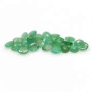 Rich emerald green 7.70ct 25pc emerald set