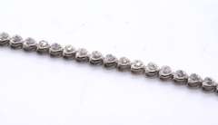 Dazzling White Gold Diamond Heart Bracelet