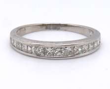 Incredible White Gold Princess Cut Diamond Wedding Set