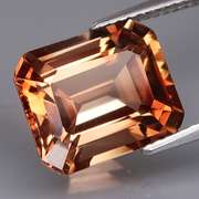 Sparkling 7.49ct peach champagne Topaz