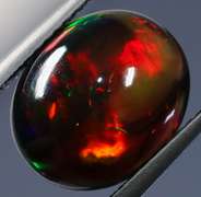 Glistening 3.20ct Welo Black Opal