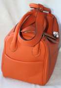 Fine Stylish Leather Bag with Designer look