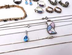 Vintage Group Lot of Jewelry