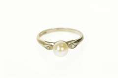 10K White Gold Pearl Diamond Accent Classic Statement Ring