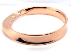 Attractive Rose Gold Twisted Bangle