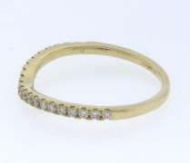 Breathtaking Yellow Gold Halo oval Diamond Split Shank Halo Ring