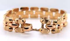 Fancy 18kt Wide Gate Link Style Bracelet