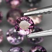 Simply stunning 7.68ct unheated Sapphire set