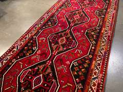 STUNNING PERSIAN SHIRAZ 9' RUNNER