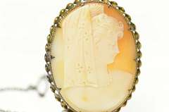 9K Yellow Gold Unique Victorian Carved Shell Lady Cameo Pin/Brooch