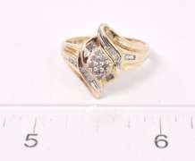 Lush Ladies Cluster Diamond Ring in Yellow Gold