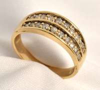 Band with 2 Rows of Diamonds
