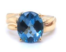 Eye Catching Blue Topaz Solitaire Ring