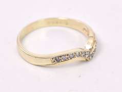 Dazzling Diamond Band Ring in 14K Yellow Gold